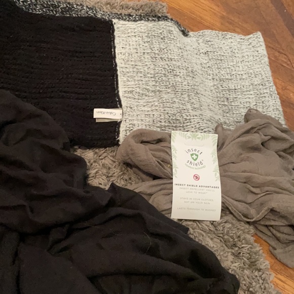 Winter scarf bundle - Picture 2 of 3